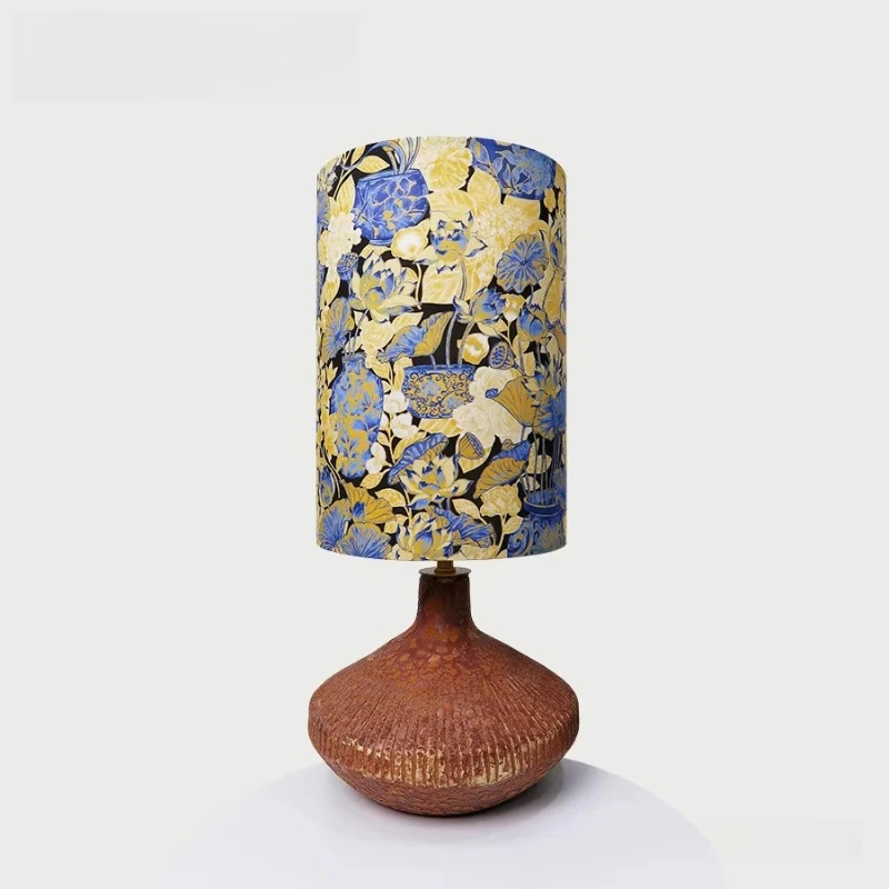 

Ceramics LED Desk Lamp Creative Art Style Table Lamps Living Room Bedroom Bedside Mood Light Home Decor Items Lighting Lights