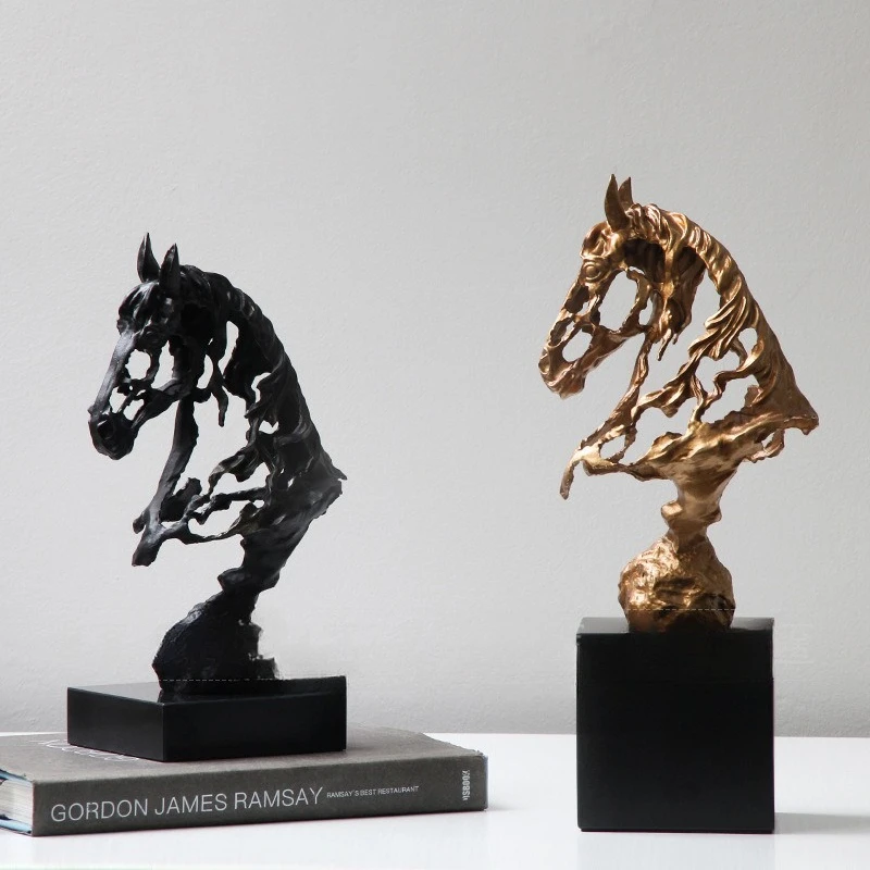 Modern simple wabi-sabi wind creative hollow metal horse head ornament model room hotel living room study soft decoration