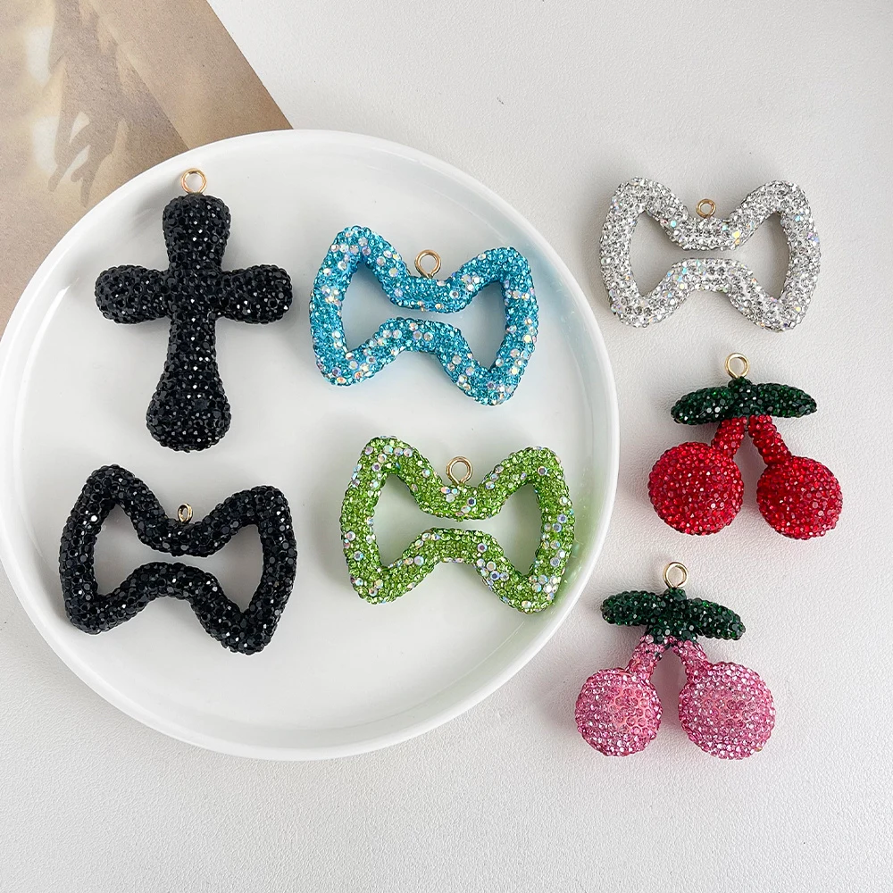 

Сердечный дизайн, 20 шт., эффект стразов/подвески из полимерной глины/ручная работа/шрестообразный бант в форме вишни/подвеска для сумки/аксессуаров # 19875