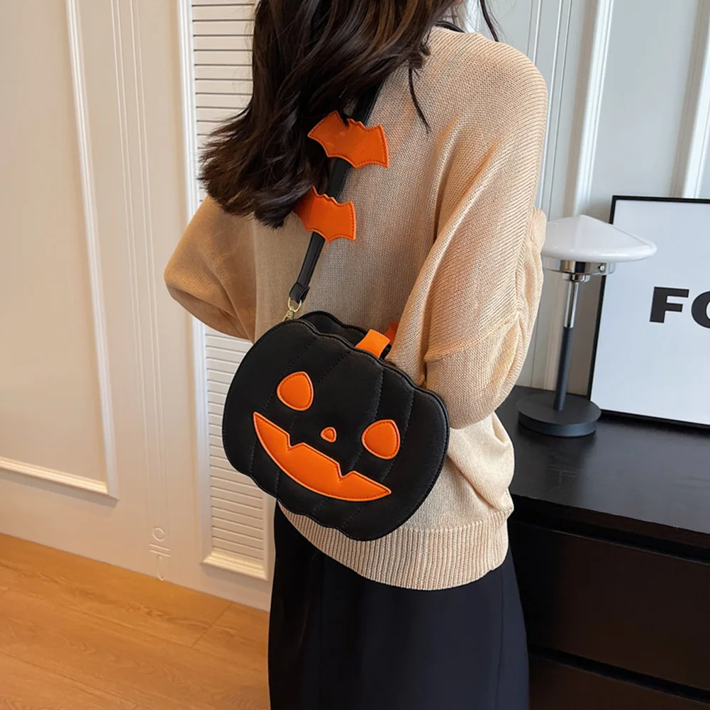 

Women Pumpkin Crossbody Bag PU Leather Pumpkin Satchel Bag with Zipper Adjustable Strap Female Daily Halloween Bag