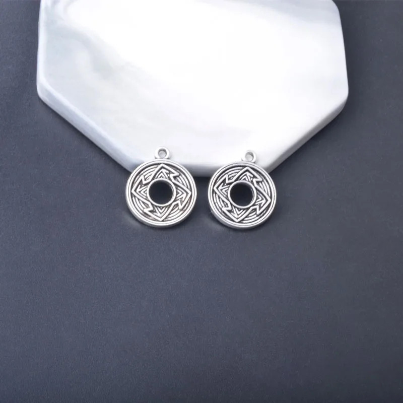 10 Stück/Set Ethnische Antike Silber- und Goldfarbene Anhänger Herz Blätter Schmuckzubehör Geometrische Blume Boho Anhänger DIY Damenohrringe – Detail 10