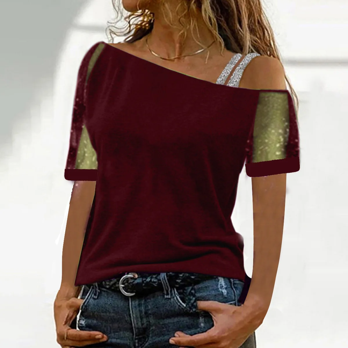 New diagonal neckline mesh off shoulder short sleeved T-shirt with a base, showcasing a fashionable attitude