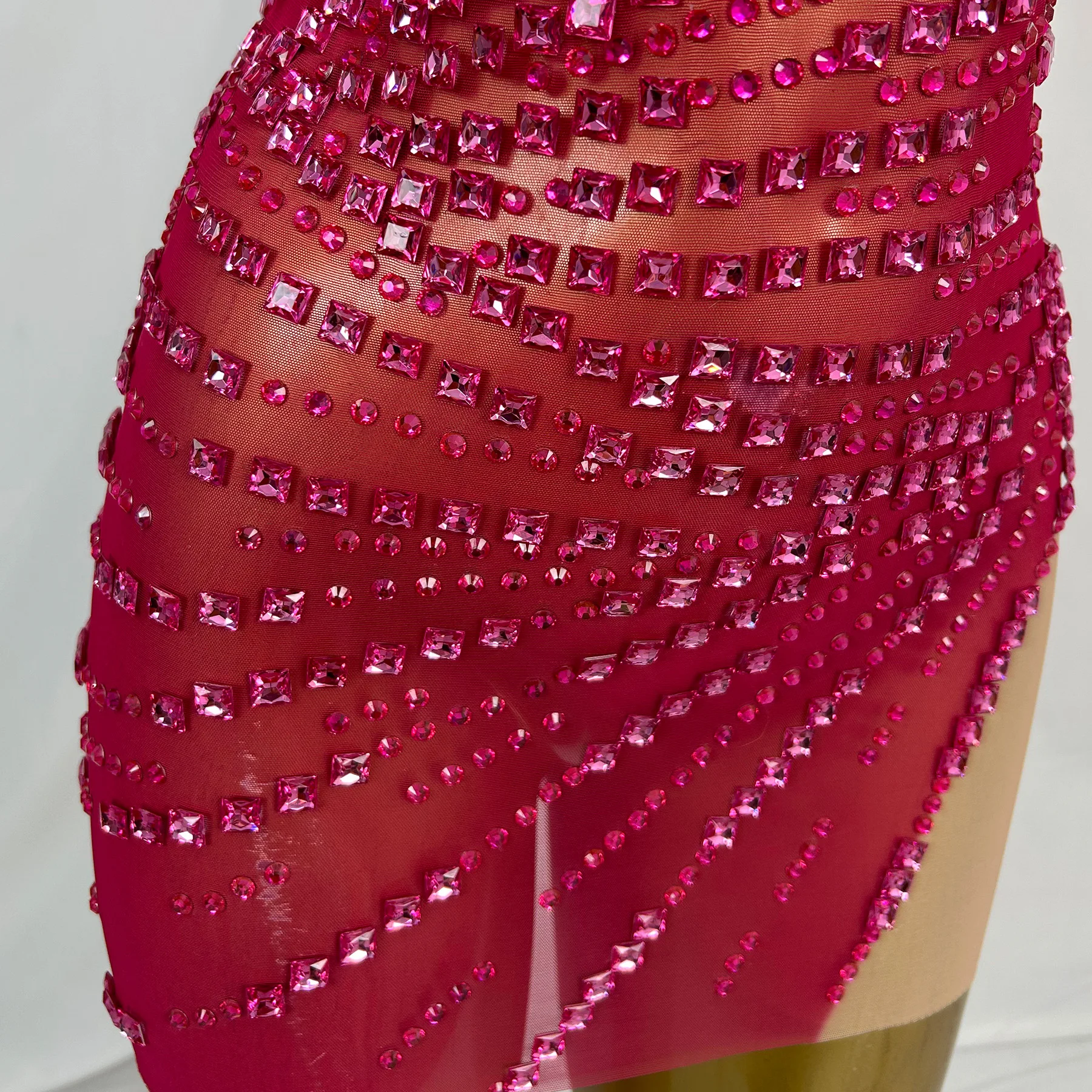 

Luxury Sexy Rhinestone Mesh Cocktail Dress Women Birthday Party Costume Fashion Nightclub Celebrity Showgirl Dance Outfit Guose