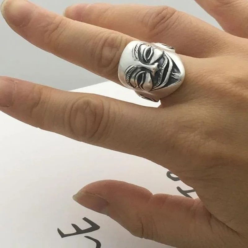 Ghost hand S925 pure silver Thai silver domineering full silver men\'s ring fashion frosted v-word revenge team mask opening ring