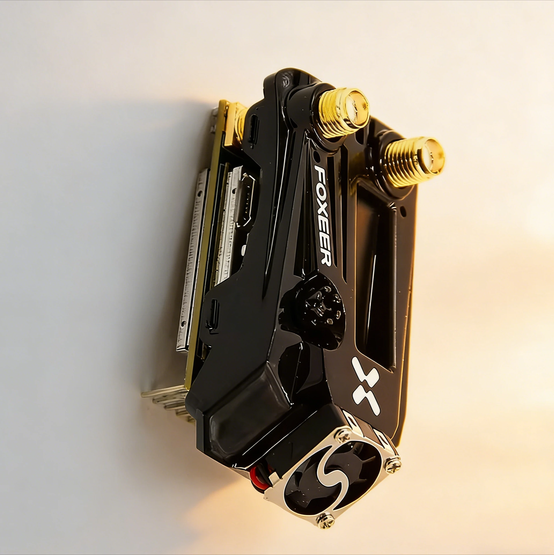 

WILDFIRE FOXEER 5.8G FPV Receiver, Multi-Path Video, OSD Update, for Fatshark HD1/HD2/HD3 Goggles