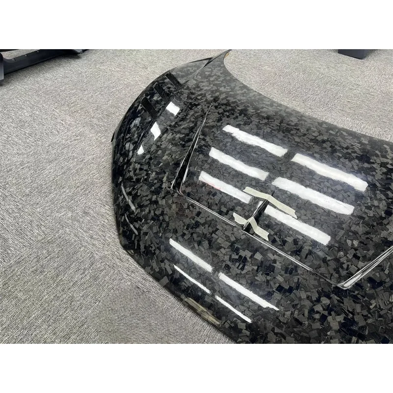 

Высококачественный кованый карбоновый капот в стиле 1016 для R8, улучшенная версия