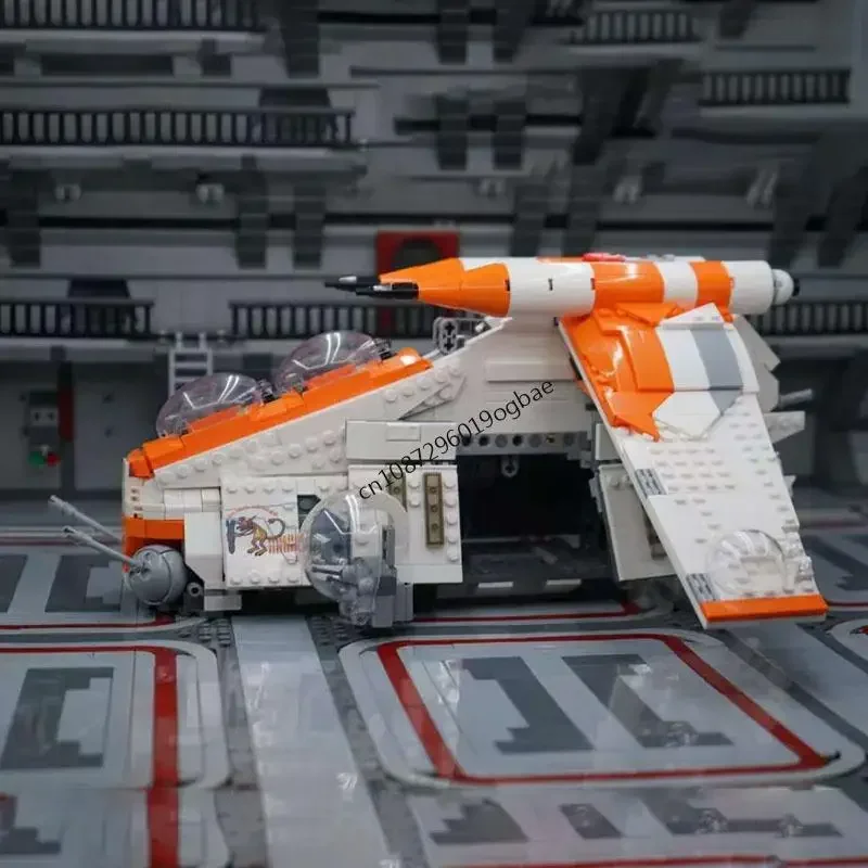 New 1145Pcs Famous Star Battle Series Movie Moc 212Th Gunship Model Diy Creative Ideas kids Toy Birthday Gift Custom Puzzle