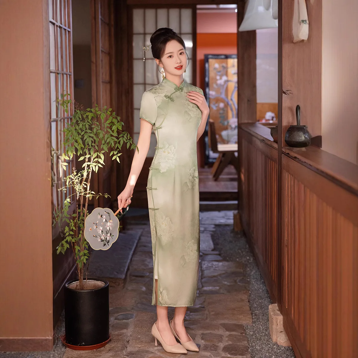 

Elegant Women Chinese Tradition Style Print Satin Cheongsam Female Mandarin Collar Qipao Short Sleeve Dress