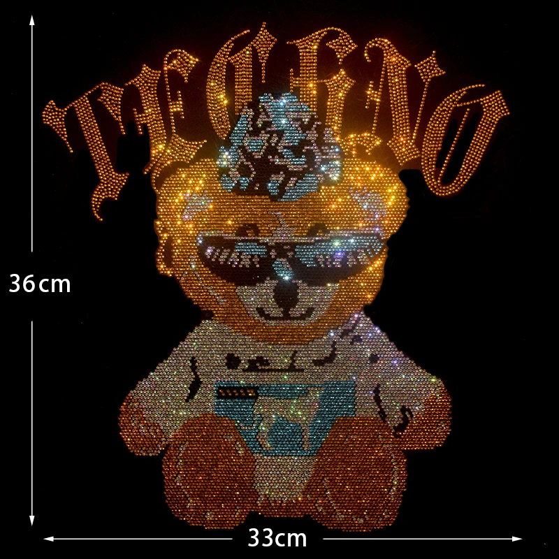 

High-quality rhinestone and rhinestone creative bear ironing on T-shirts, jeans, hoodies and clothing accessories