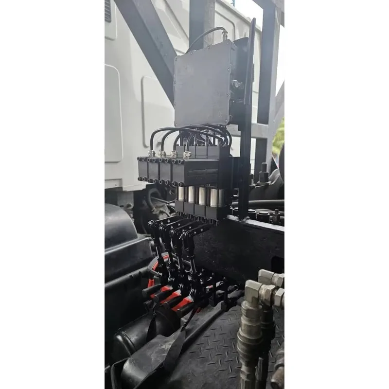 

Latest Model 5-joystick Truck Crane Proportional Remote Control Modification And Repair, Electro-hydraulic Proportional Valve