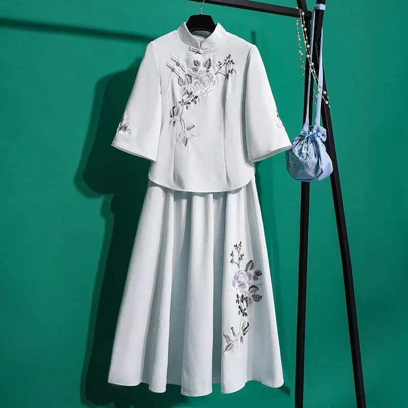 

Women's Light Blue Floral Embroidery Mandarin Collar Frog Button Three-Quarter Sleeve Chinese Style Blouse