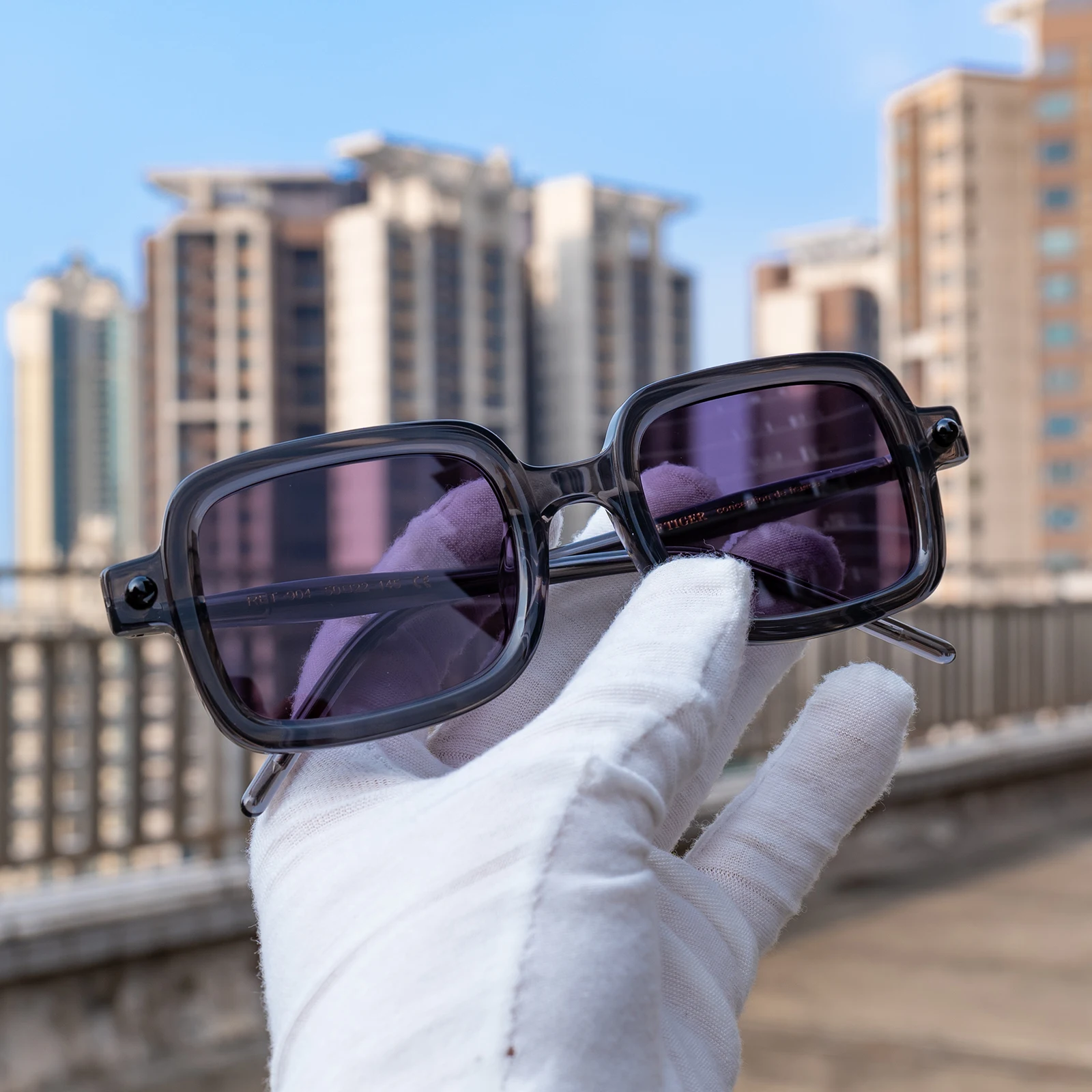 Reef Tiger модные песочные черные квадратные солнцезащитные очки 400 УФ блокирующие невидимые ультрафиолетовые фиолетовые линзы 100% защита от солнца