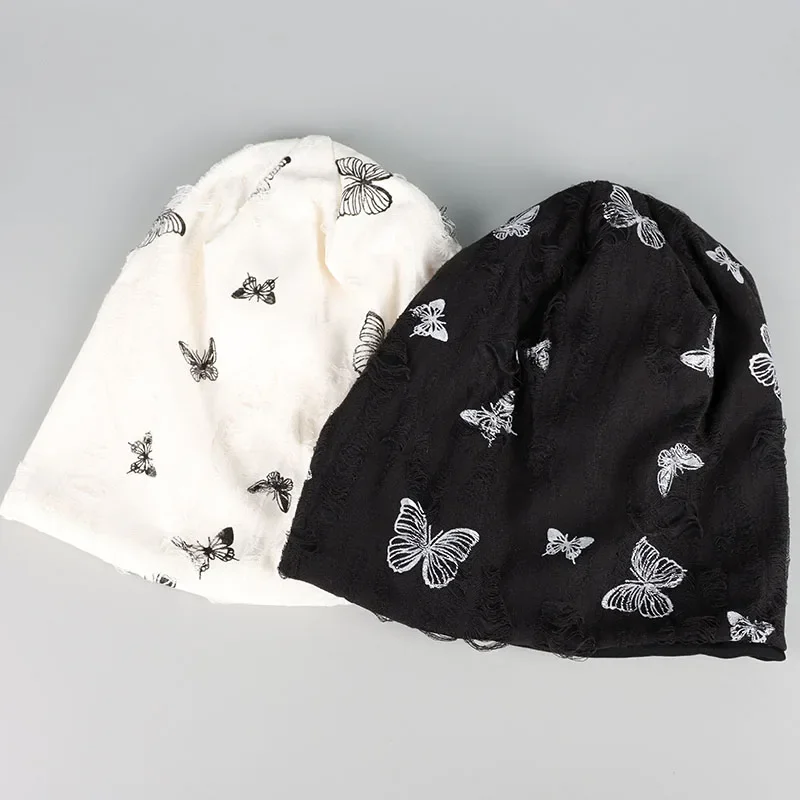 مترهل قبعة صغيرة المرأة 2025 الربيع قبعة على شكل جمجمة ثقب مصممة فراشة طباعة بونيه فام الشارع الشهير الهيب هوب Skullies & Beanies