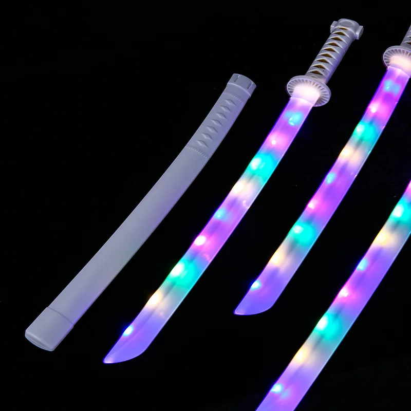 Espada de guerreiro luminosa, 67cm/27,17 polegadas, plástico branco, katana, periféricos de jogo, adereços de modelo com bainha, suprimentos para festa, brinquedos de ornamentos