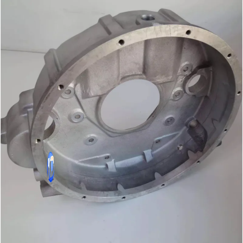 Compatible with Dongfeng For Cummins 4BT3.9/6BT5.9 engine aluminum flywheel housing 3904172 3931716