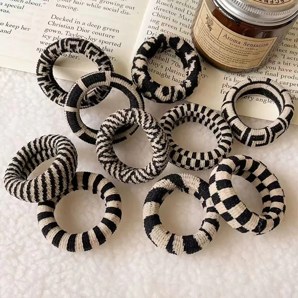 Élastique à cheveux épais rayé noir et blanc - Corde à cheveux sans couture à haute élasticité, acce