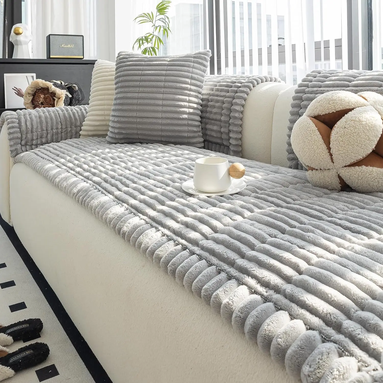 

Моющийся противоскользящий чехол для секционных L-образных диванов в полоску, светло-серый, 27,6x82,7 дюйма