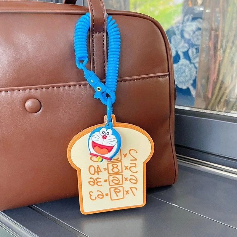 غطاء بطاقة الطالب Doraemon، بطاقات الوجبات للتحكم في الوصول في الحرم الجامعي، يغطي أي باب ذاكرة حافلة الخبز وأغطية حماية بطاقة مترو الأنفاق