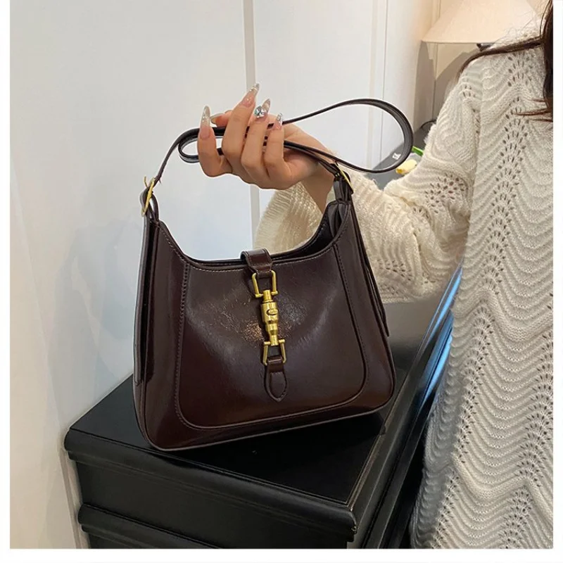 

Fashionable Ladies Shoulder Bag Made Of Begonia-Patterned Leather Boasting Paris Casual Vintage Neat Spacious Daily Look​