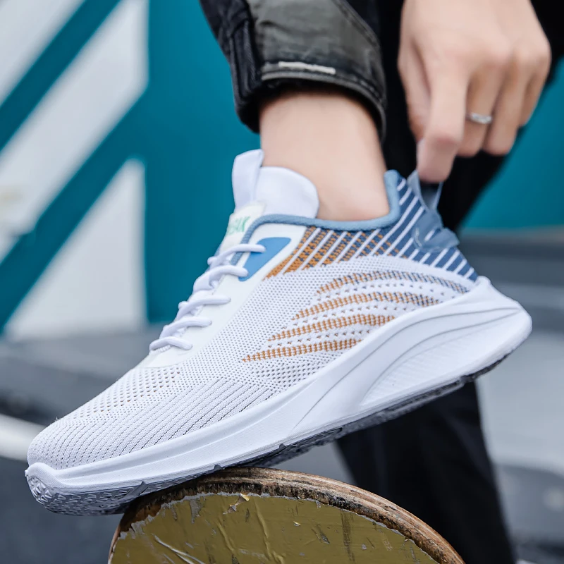 

Fashion Men Shoes Spring Lightweight New Versatile Breathable Sports Platform Mesh Soft Sole Shock-absorbing Trend Running Shoes