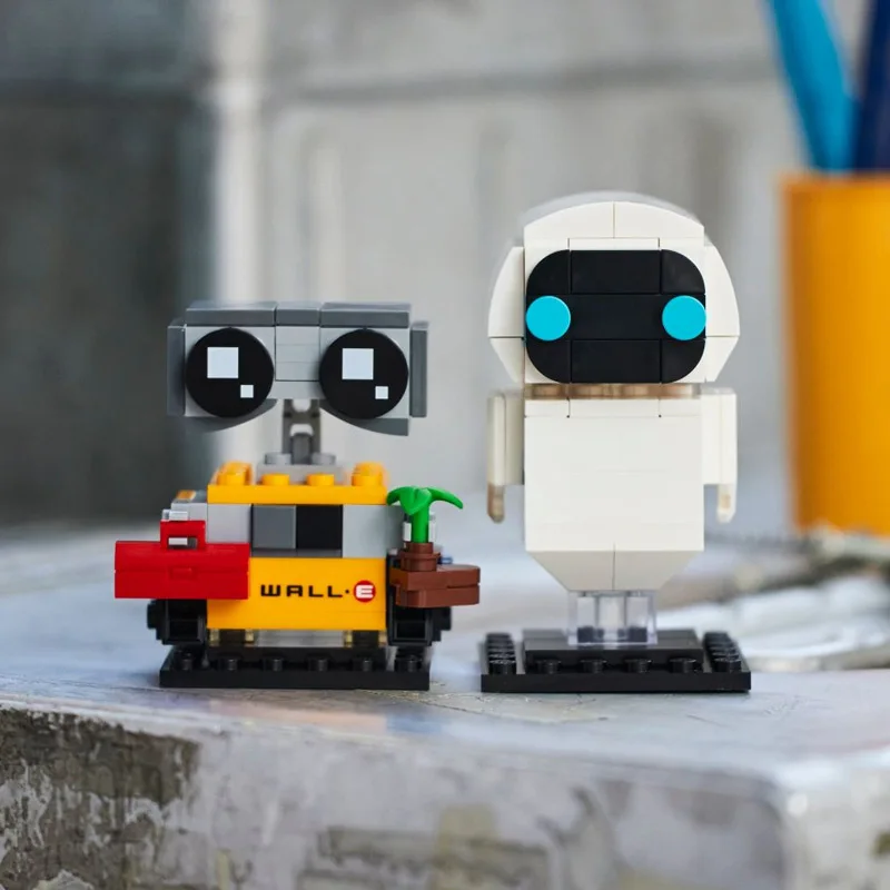 LEGO 40619 Wallace and Eva Disney Robot Story Toy Building Blocks