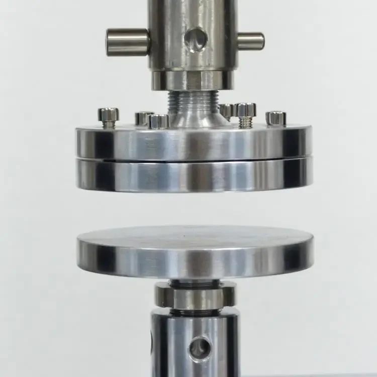 Manufacturer's ASTM D695 standard: Test fixtures for general tensile testers, UTM test accessories, test components