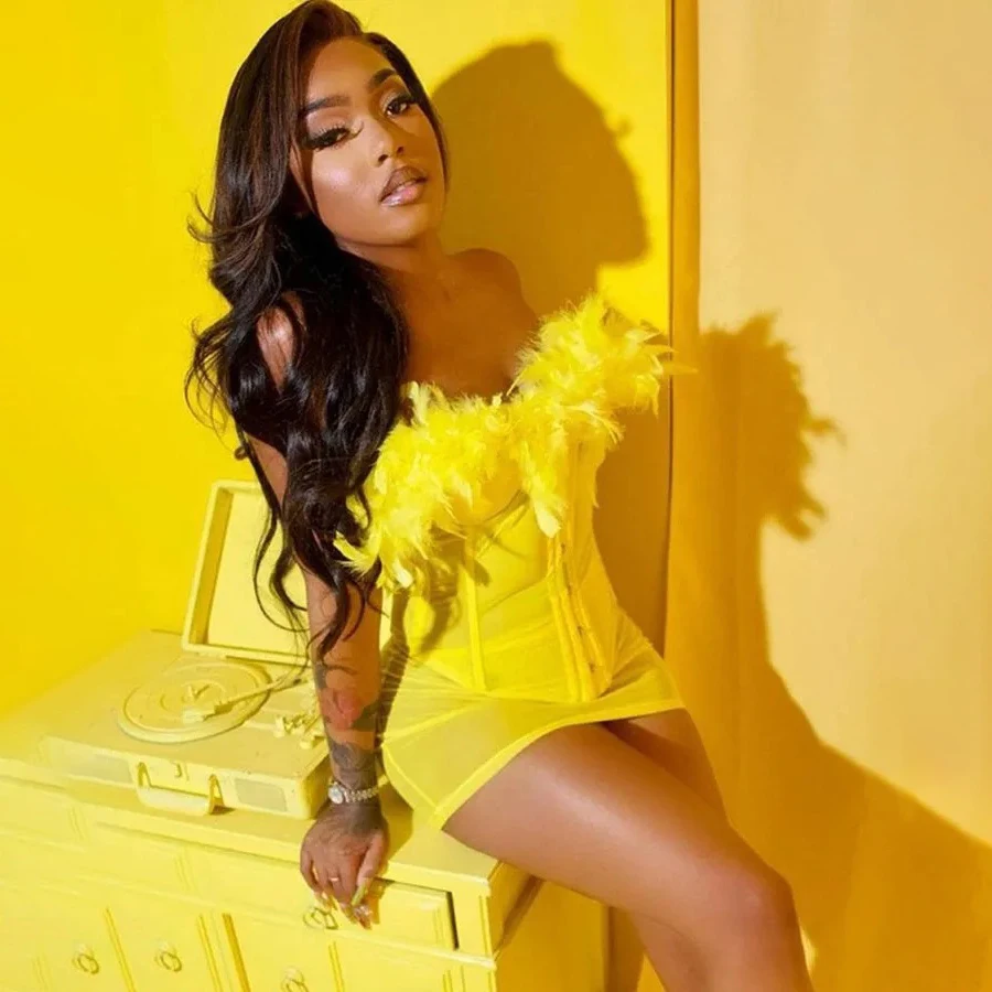Sexy Mini Mermaid Prom Dresses Yellow Feather Sweetheart Evening Gowns African Cocktail Party Club Wear Outfit