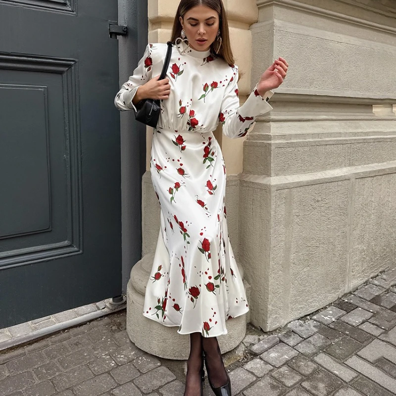 

Autumn New Balloon Sleeve Print Waist Dress Women's Design Sense Temperament Slim Long Skirt 2025 Commuting