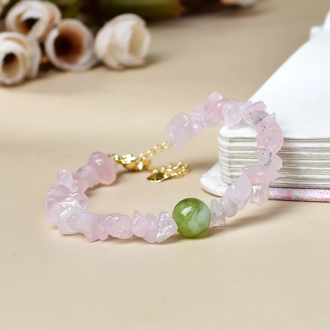 

Pink Crystal Gravel Random Bracelet Women's Light Luxury Fashion Bracelet Niche Design