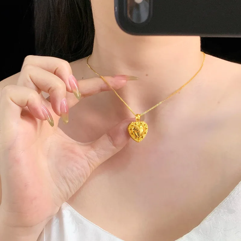 9999 gold dazzling fish-scale heart-shaped pendant for women, versatile and sweet heart-shaped collar chain