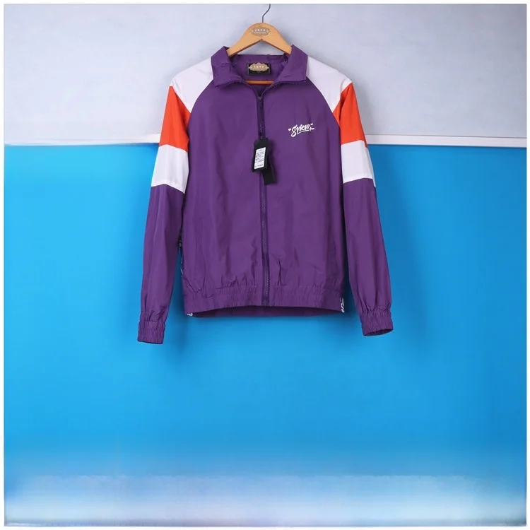 

Lixin Wei Series Casual Comfortable Spor Contrast Color Jaet Outerwear Polyester Youth Faion ort Stand Fit Outerwear