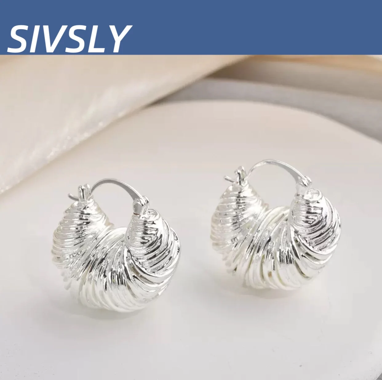 

Hot-selling personalized twisted wire ear clips for Europe and America, luxurious design, high-end feeling, simple and versatile