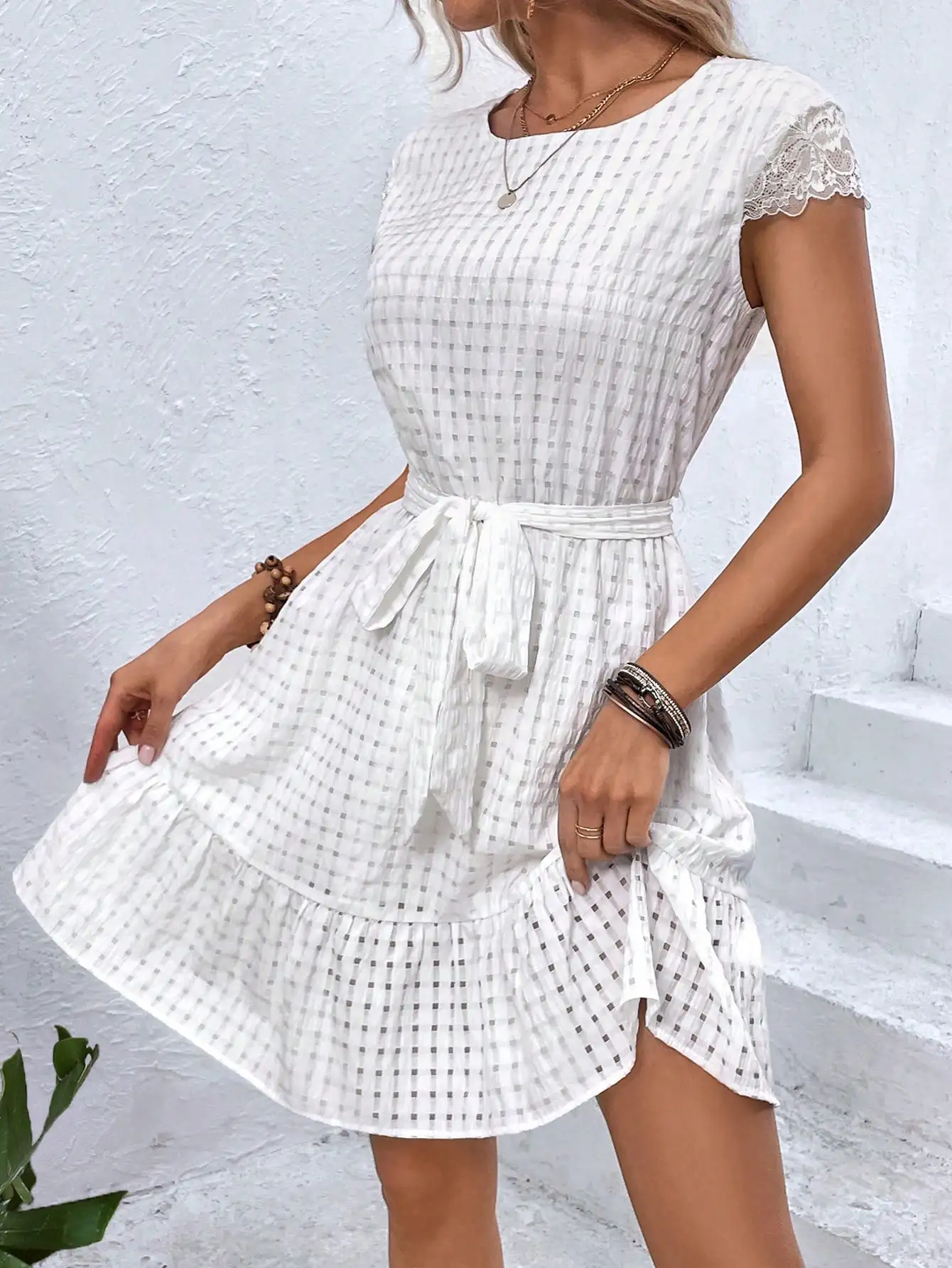 

2024 New Women's Dress Women's Round Neck Slim Fit Fairy Pure White Women's Dress Versatile Dress