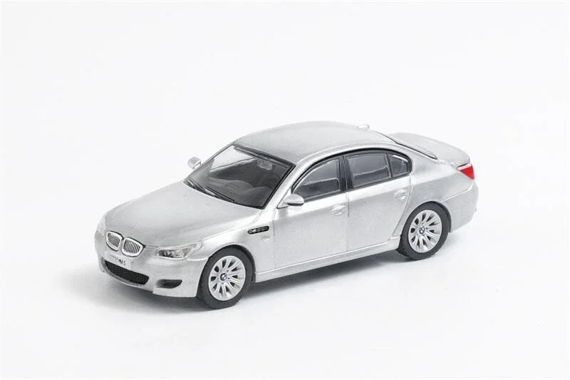 **Pre-Order** SHADOW 1:64 Sedan M5 E60 LHD Diecast Model Car