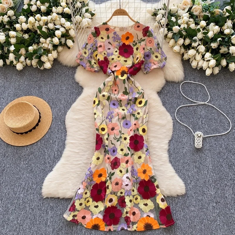 

Luxury Color 3D Flower Embrodiery Mesh Mermaid Dresses Women Elegant O Neck Puff Short Sleeve Summer Chic Slim Midi Party Robe