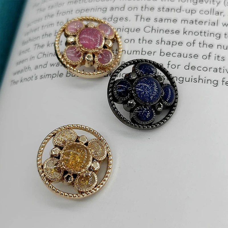 18/20/23MM Pink Yellow Blue Color Metal Round Shank Buttons Of Clothing Wholesale Fashion Quality Design Button For Sweater DIY