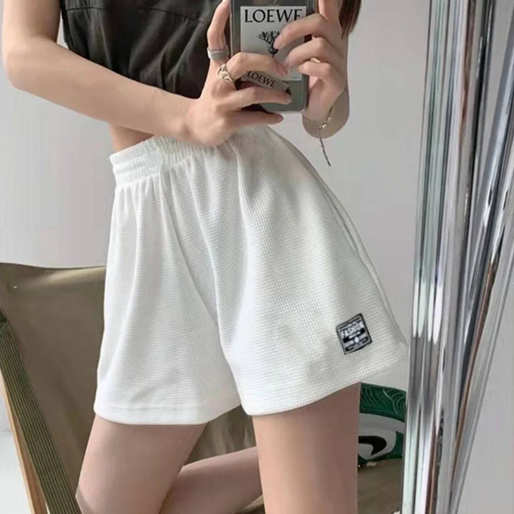 

Waffle sports shorts for women's summer 2024 new Korean version loose high waisted home wide leg hot pants for external wear