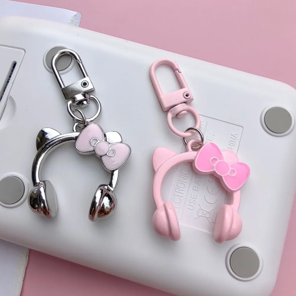 Porte-clés mignon casque créatif voiture porte-clés sac pendentif bijoux bibelot fille voiture porte-clés amis cadeau porte-clés pour les femmes