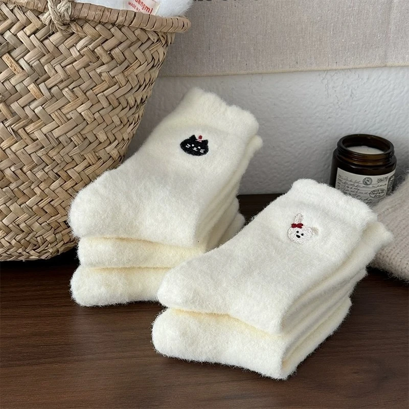 5 пар женских осенне-зимних толстых носков, милые плюшевые толстые теплые простые удобные универсальные носки на зиму