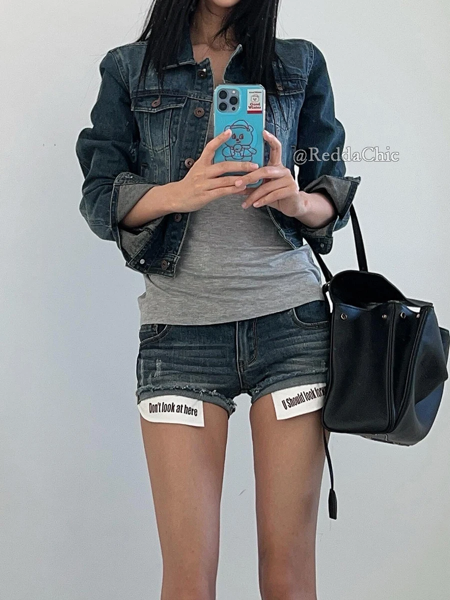 REDDACHiC Summer Visual Pockets Denim Shorts Women Vintage Wash Raw Hem Ripped Low Rise Slim Stretchy Jean Shorts Y2k Streetwear