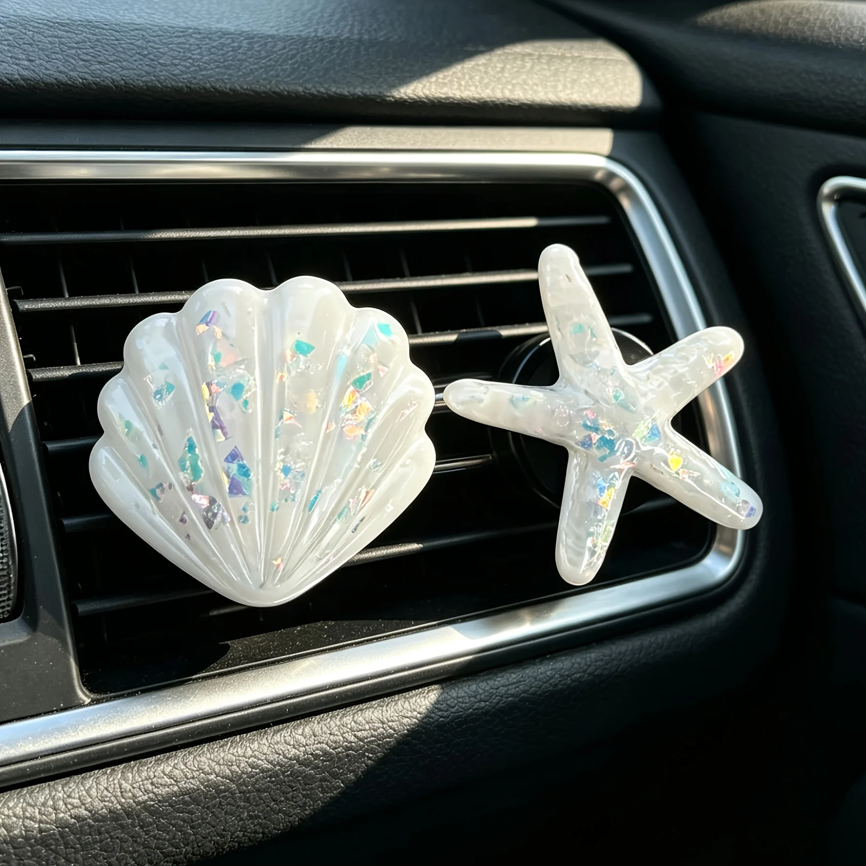 8/4 Pieces with Random Designs, Cute Starfish and Shell Combination Car Fragrance Diffuser Clip, Summer Ocean Style Car Air Conditioning Vent Ornament, Fresh Decoration for the Car Interior, Unscented, Halloween and Christmas Gifts