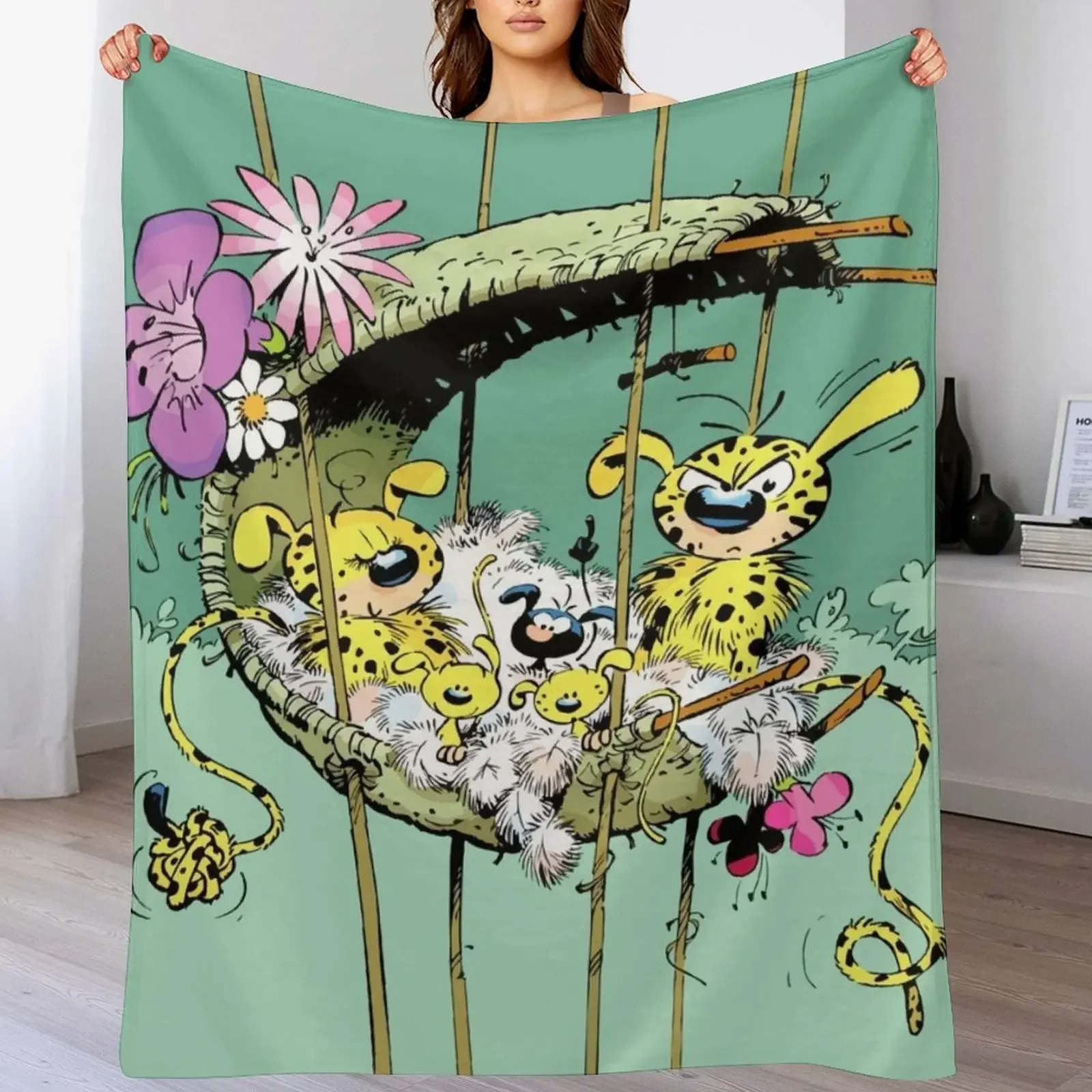 

Marsupilami with family in nest / Green design Throw Blanket Portable Lightweight Blanket for Travel Camping