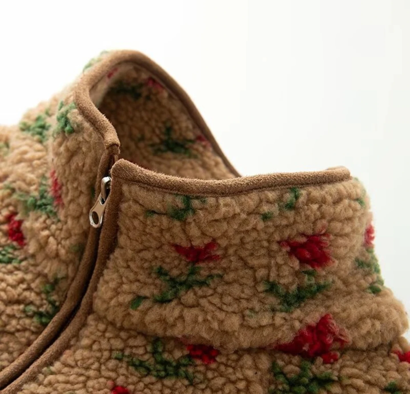 가을 신상 여성 의류 유럽 및 미국 스타일 패셔너블한 분위기 캐주얼 데일리 양털 플로럴 후드티