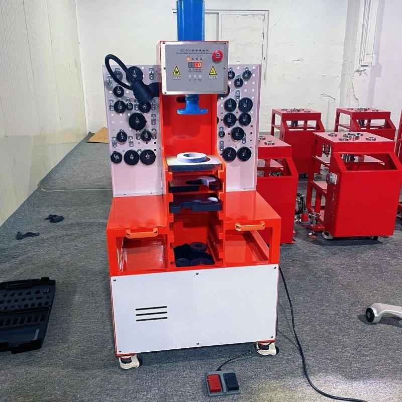 Professional car chassis rubber sleeve replacement machine electric hydraulic maintenance tool 18 tons thrust two-way drive