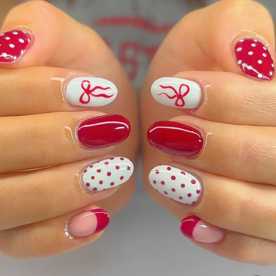 

24 Pcs Cheap Medium Short Press on Nails for Girls Red White Dot Sweet Bow Realistic False Nails Woman Artificial Nail Tips 2025