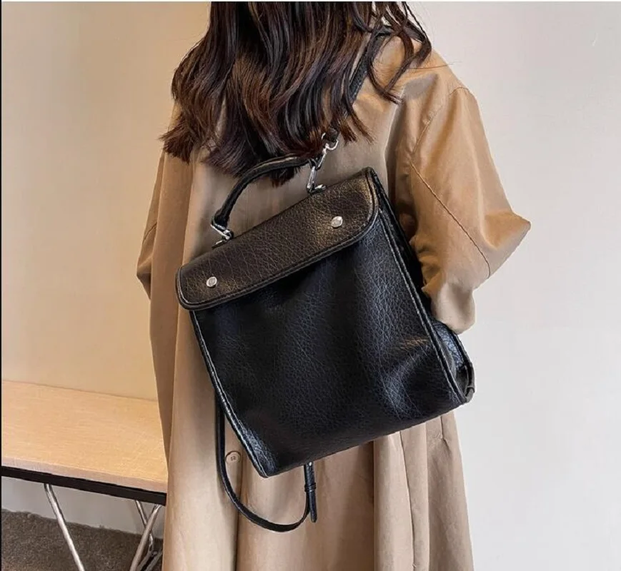 

New Men Women Fashion Vintage High Quality Leather Backpack Large Capacity School Bag Casual Travel Shoulder Bags Crossbody Bag