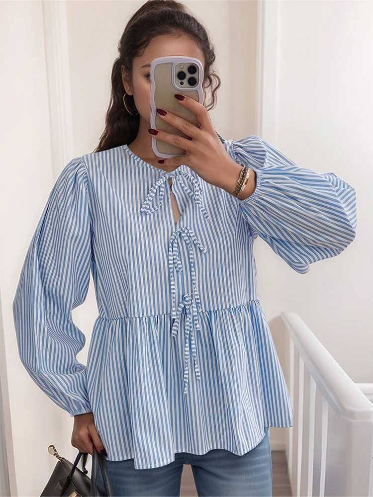 2022 Herbst-Neuheiten, lässiges gestreiftes Hemd für Damen mit Schnürung vorne, langärmeliges, locker sitzendes Hemd für den Alltag