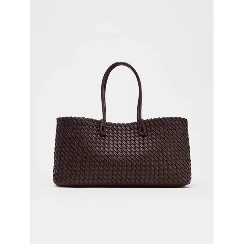 

2026 new niche woven shoulder bag for commuting, modern and versatile, large-capacity handbag