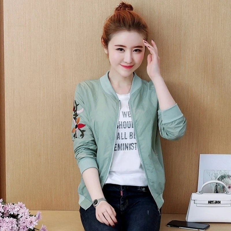 

Korean Embroidered Baseball Jacket for Women 2025 Summer Short Sleeve Lightweight Jacket UV Protection Stylish Student Outfit​