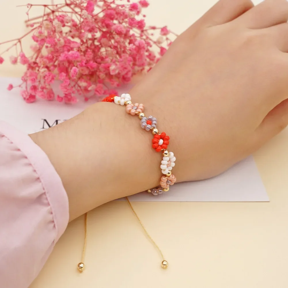 Rice Ball Bracelet  Small daisy  trend  multi-storey  fashion  Simplicity  Hand woven  Bohemia  alloy  female  Beaded Bracelet